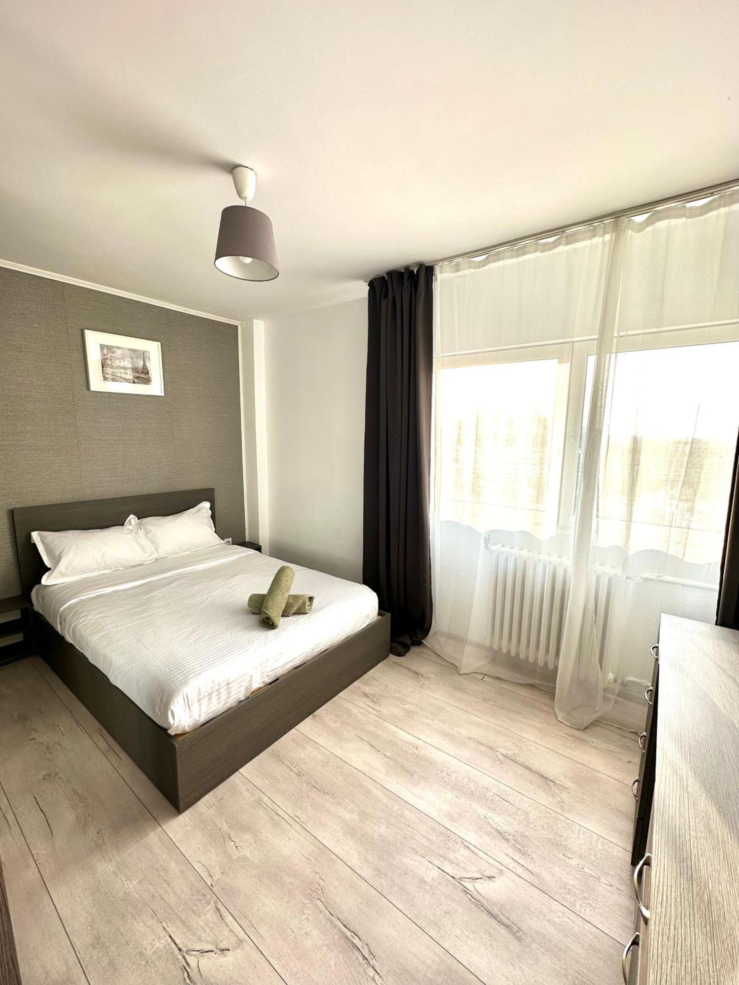 Central Apartment Tower Bucureşti Ngoại thất bức ảnh